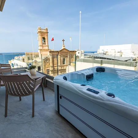아파트 Sea View 2-bed With Private Jacuzzi Terrace *