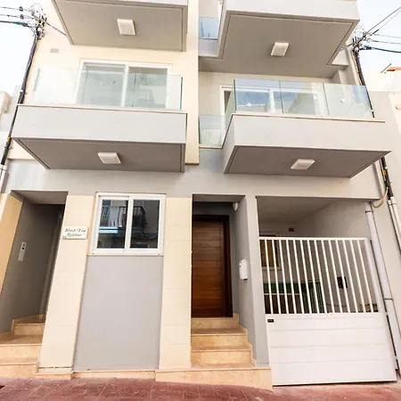 Sea View 2-bed With Private Jacuzzi Terrace